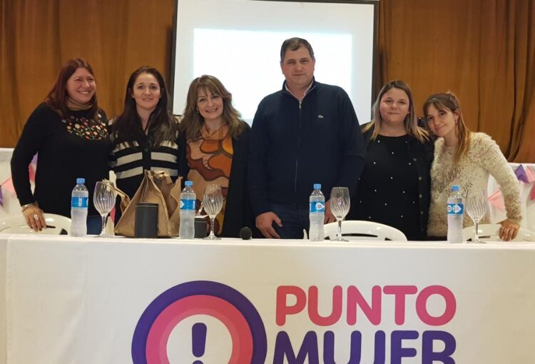 Lee más sobre el artículo Con total éxito se desarrollaron las actividades de Punto Mujer Balnearia