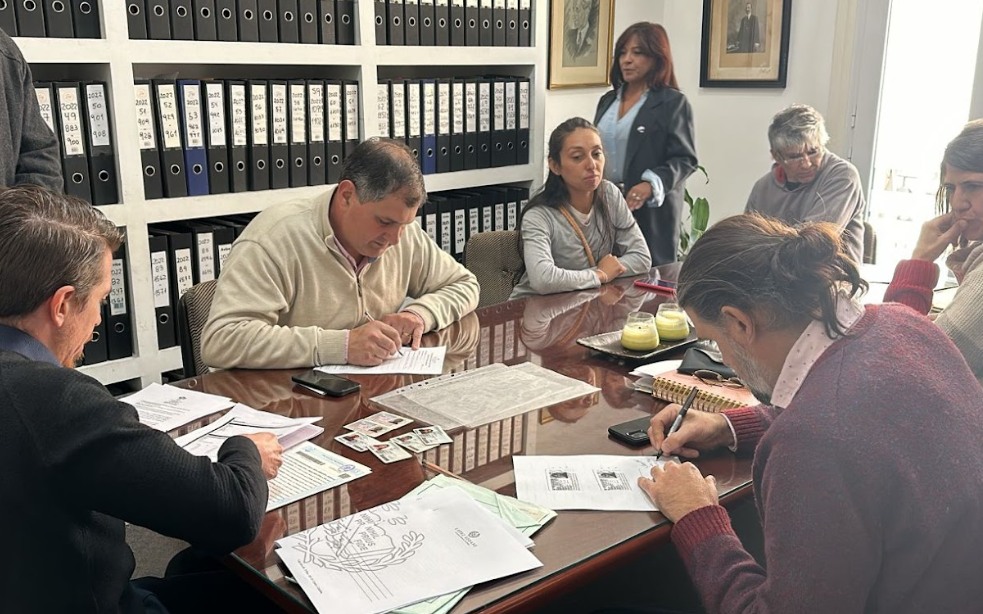 En este momento estás viendo Sueño cumplido: Se firmaron las escrituras de la residencia estudiantil en Córdoba