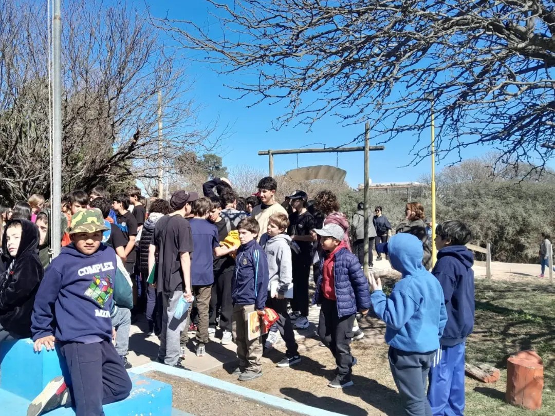 En este momento estás viendo Visita de la Escuela Rosario Vera Peñaloza de la ciudad de Córdoba