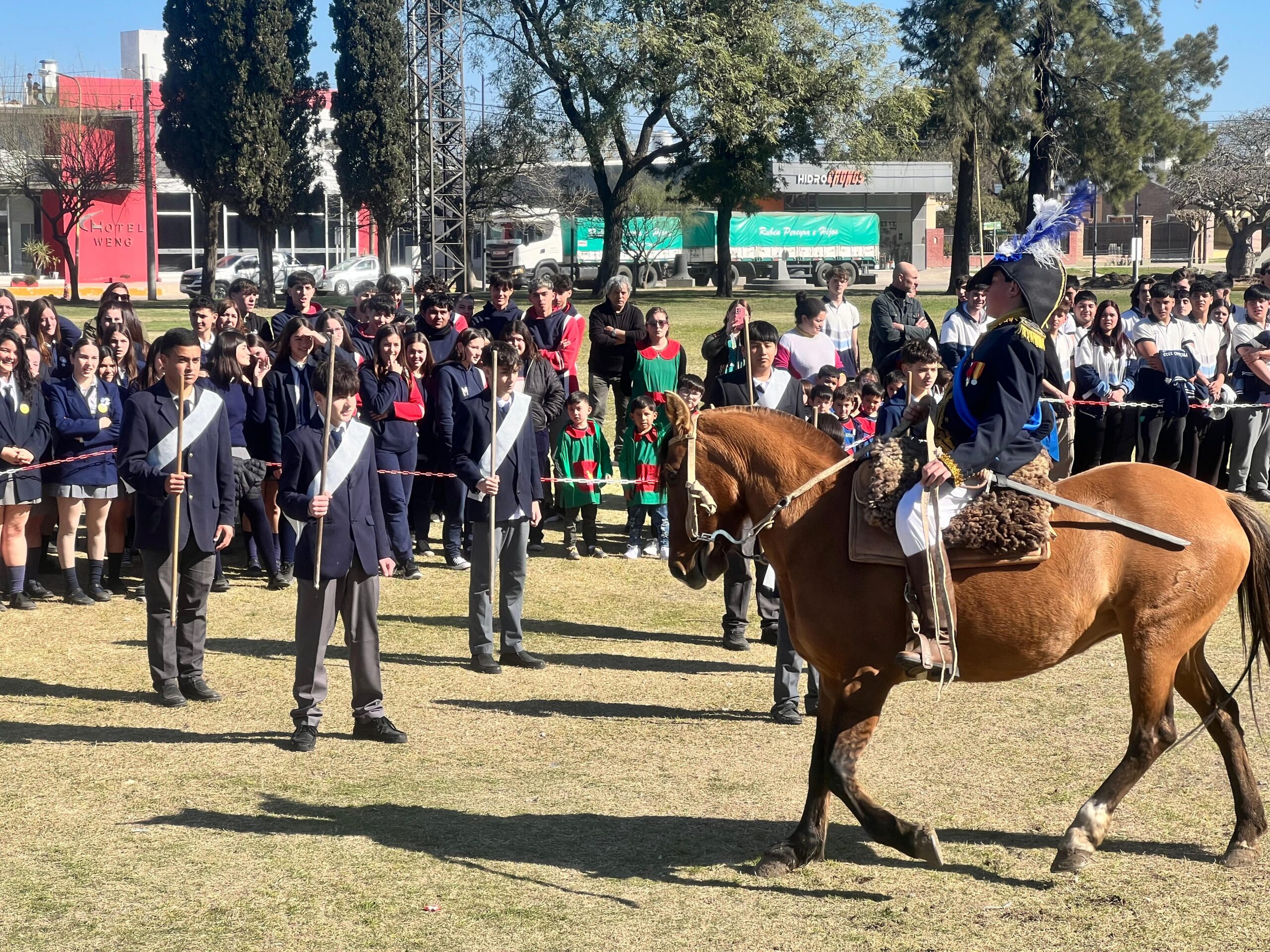 En este momento estás viendo Acto en honor al Padre de la Patria
