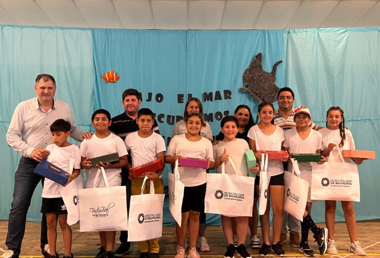 Lee más sobre el artículo Cierre de año de Sala Cuna, Guardería Municipal, Apoyo Escolar y Merendero “Juventud por el Buen Camino”